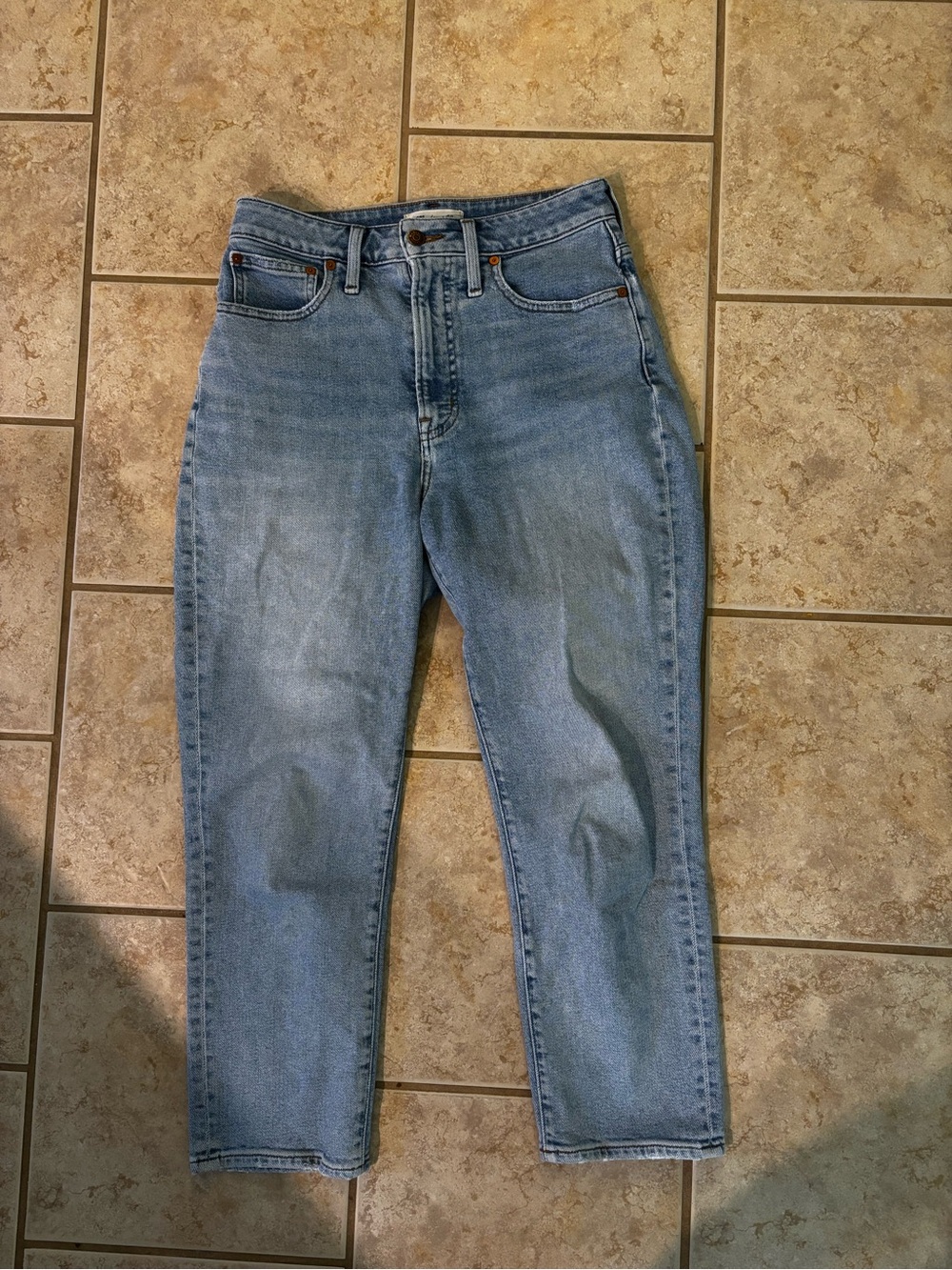 Madewell High Rise Curvy Petite Mom Jean (27)